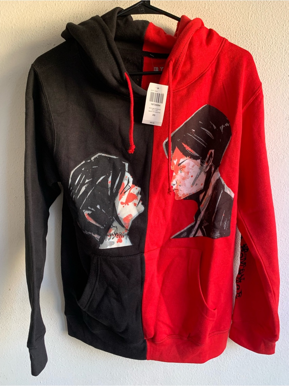 My Chemical Revenge Hoodie XS NWT Unisex Split Red Black Official